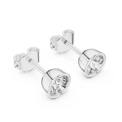 Avelisse Round Diamond Bezel Studs