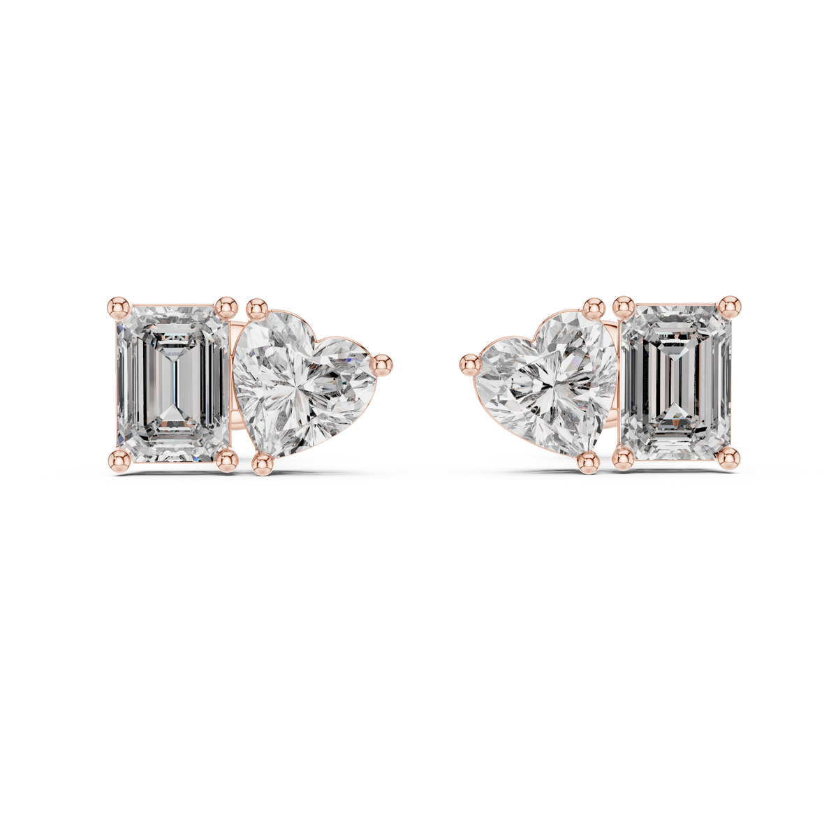 Elegant Toi et Moi Emerald Heart Diamond Studs